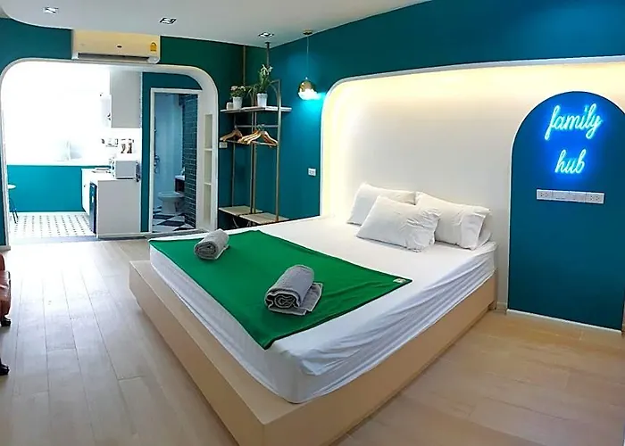 Family Hub @ Pratunam 9 - Group + Free Pickup 酒店 3*